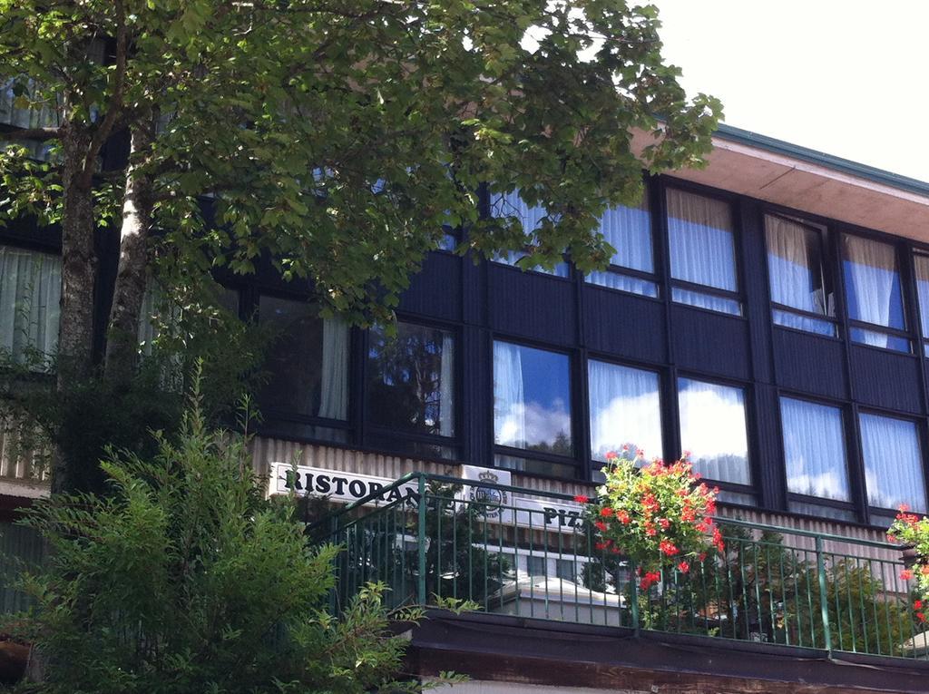 Affittacamere Lago Rotondo Mezzana  Exterior foto