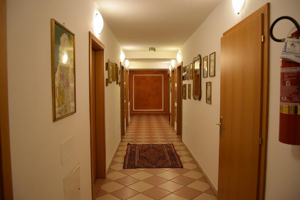 Affittacamere Lago Rotondo Mezzana  Exterior foto